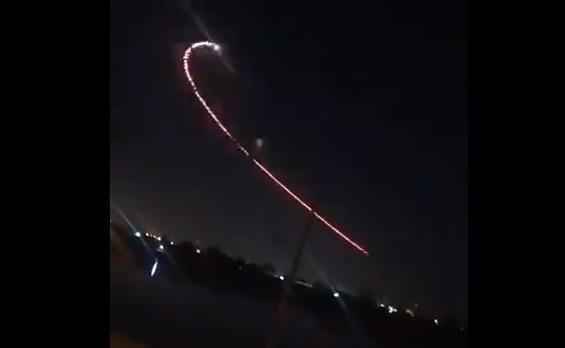 美驻伊拉克巴格达使馆附近遭数枚火箭弹袭击 防空系统已启动