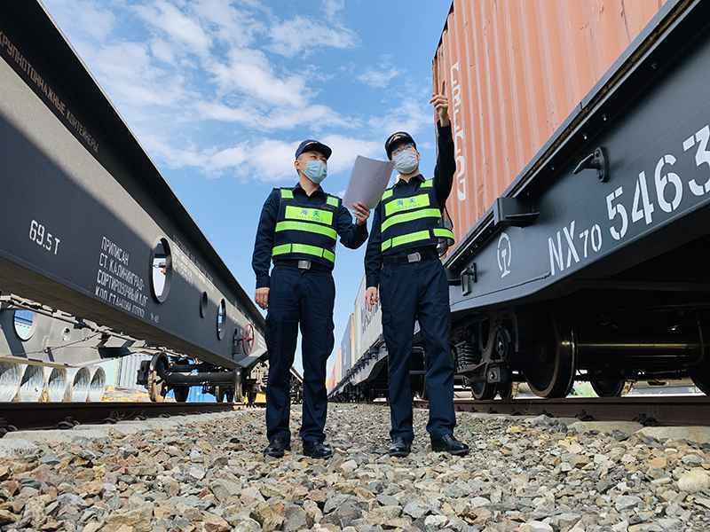  新疆霍尔果斯口岸进出境中欧班列突破3000列