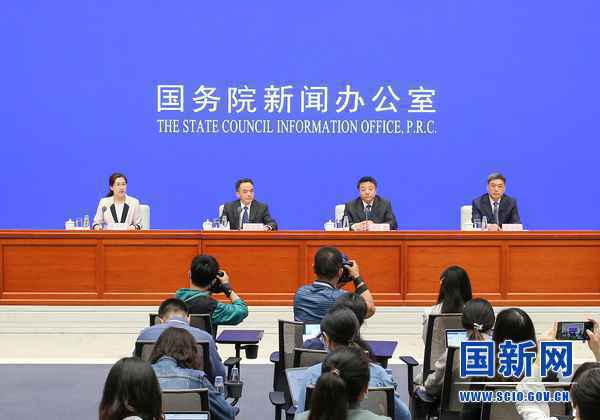  国务院新闻办发布会介绍决战决胜教育脱贫攻坚 实现义务教育有保障有关情况