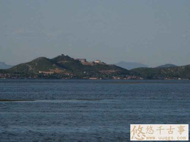 大贪官和珅的坟墓疑云