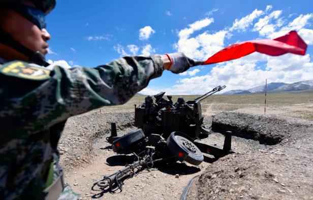 抗洪抢险突击队铸就营魂精神