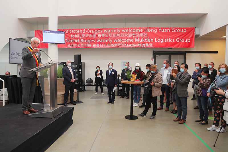  通讯：中欧“空中丝绸之路”“飞”出新天地