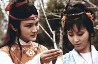 红楼梦中的贾宝玉和薛宝钗，真的很有夫妻相吗
