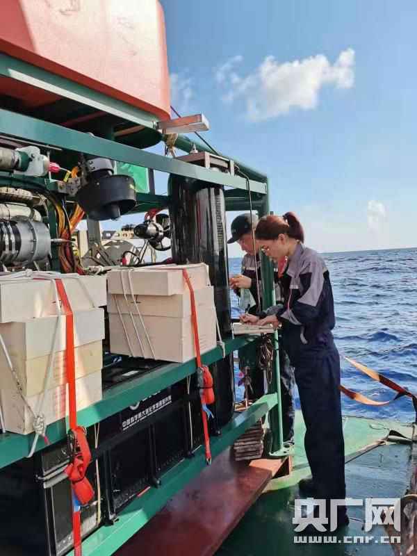 大连化物所研制新型镁/海水燃料电池系统完成3000米水深海上试验