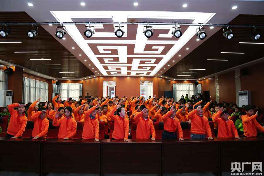 江西三级法院走进学校弘扬宪法精神