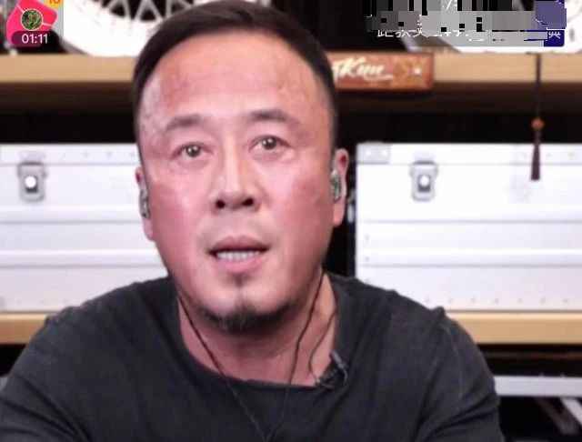 杨坤方回应直播时满脸通红：运动晒红脸是常态