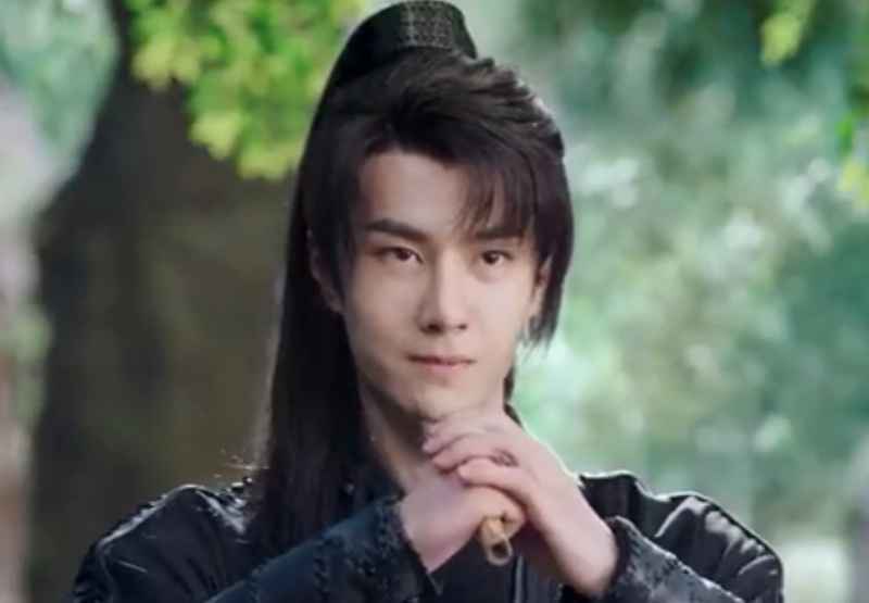 有翡谢霉霉和想得开居士是谁取的 有翡谢允原名叫什么