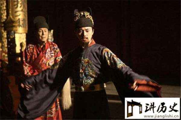 如果崇祯提前南迁 明朝能否延续？崇祯为什么不能如于谦一样守住北京？如果崇祯皇帝选择南迁 大明王朝就真的能够延续么？