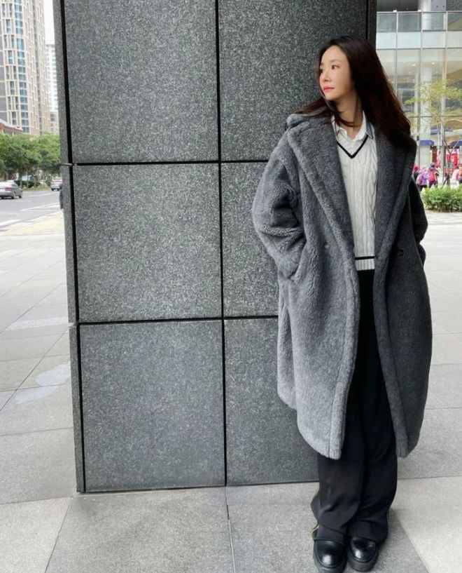 被指送女儿名牌包？林心如晒表情包回应：是我的