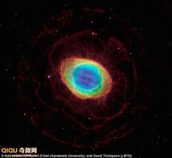 哈勃观测到扭曲甜甜圈环状星云_故事吧