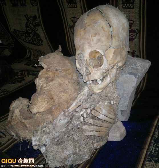 巨头干尸_故事吧