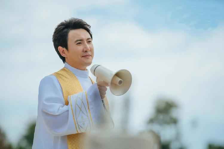 沈腾成为中国影史首位200亿票房演员，国产片迎来喜剧人时代？