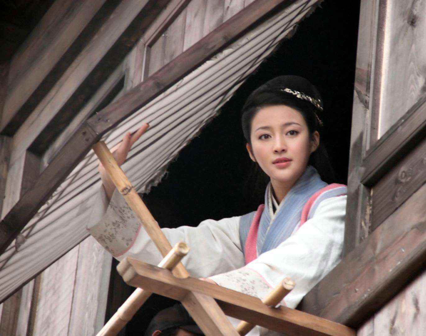 潘金莲私通西门庆之后，竟然还与西门庆的女婿搞到一起去了