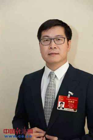 全国人大代表姚劲波：强化治理“随意涨房租、突然被驱逐”乱象