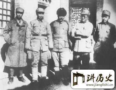 中国十大元帅之刘伯承，他得右眼怎么失去的？