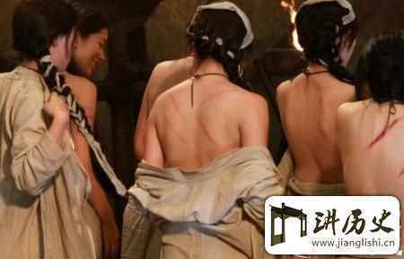 古代阴刑太残忍：女子扒光赤身裸体骑木驴