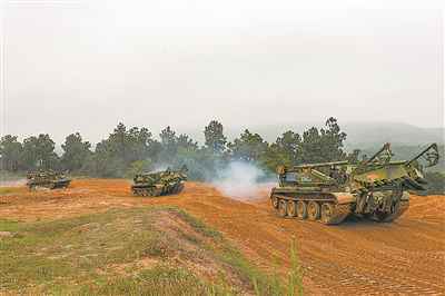 第72集团军某合成旅开展工化专业实战化训练