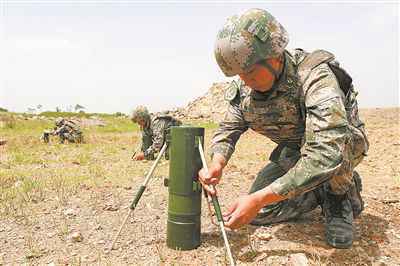 第72集团军某合成旅开展工化专业实战化训练