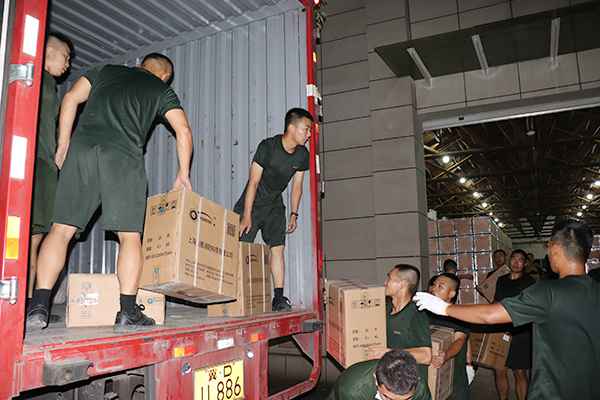 武警部队启动军地合作物流渠道抢险救灾急需装备8小时运抵一线
