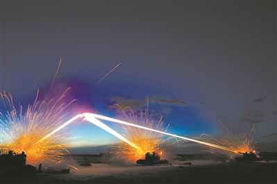 东部战区陆军某旅防空营开展跨昼夜实弹演练