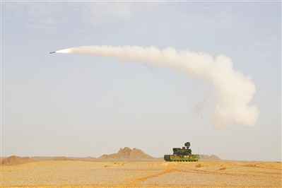 东部战区陆军某旅防空营开展跨昼夜实弹演练