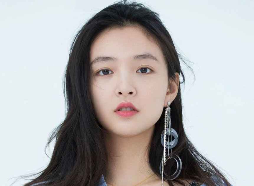 生完孩子后的吴倩老了好多 曾经的她是那么有灵气