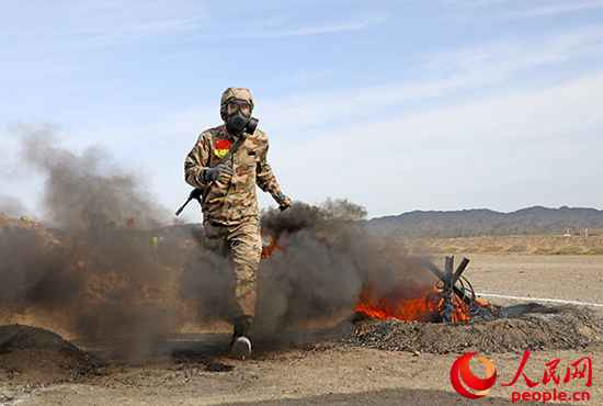 中国参赛队斩获“国际军事比赛-2021”“安全环境”项目单组赛第一名