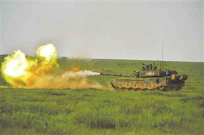 第82集团军某合成旅开展多兵种实弹演练